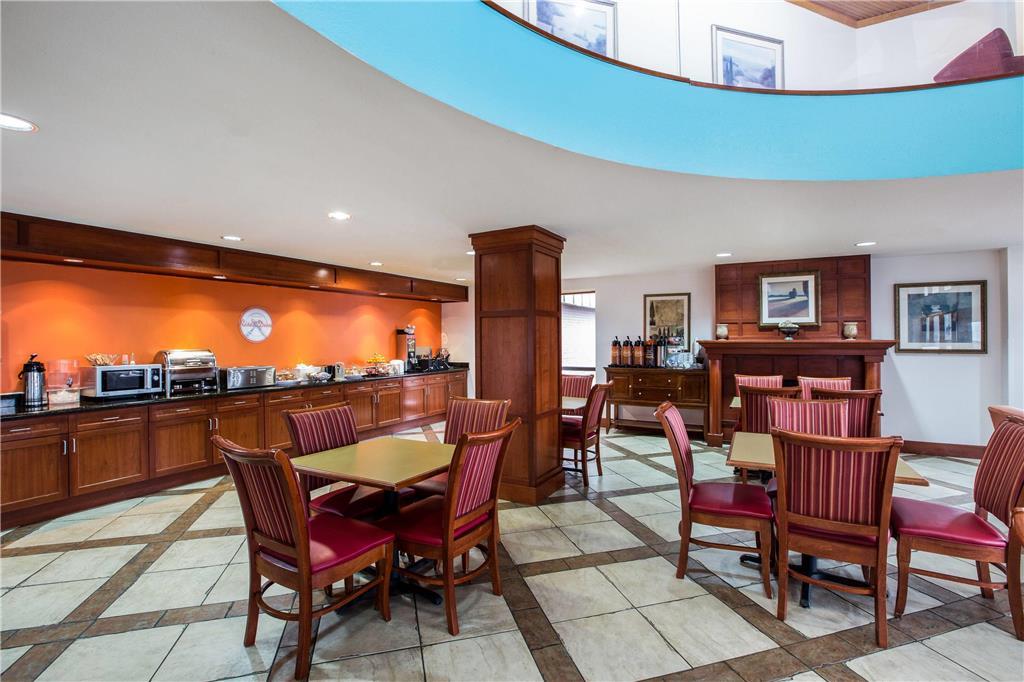 Howard Johnson By Wyndham Evansville East Interno foto